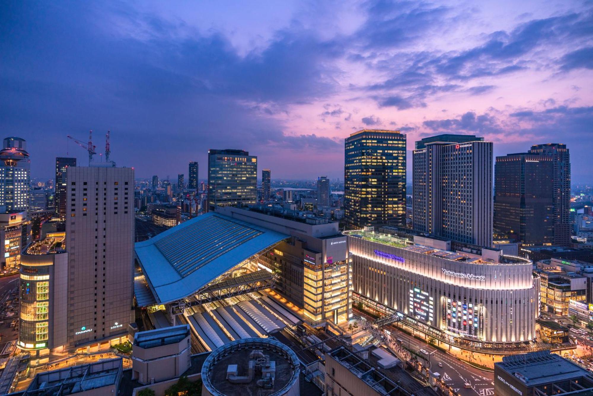 Park Central Sakura Hotel Осака Экстерьер фото